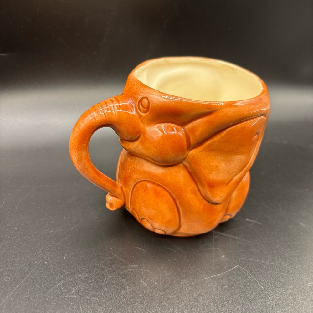 Vintage Tampa Bay Molds Elephant Coffee Mug Whimsical Trunk Brown 3.5" x 4.5"